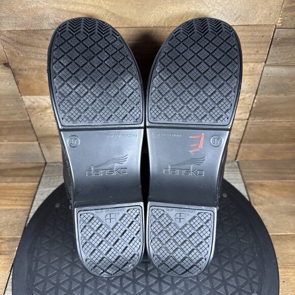 Dansko Womens Size US 7 Eur 37 Professional Black Leather Clogs NO INSOLES - Picture 9 of 10